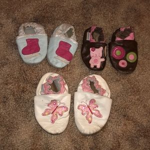 Lot of Robeez infant crib shoes